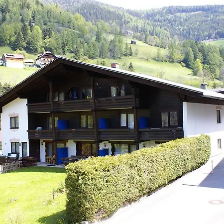 Haus Alpenruhe *